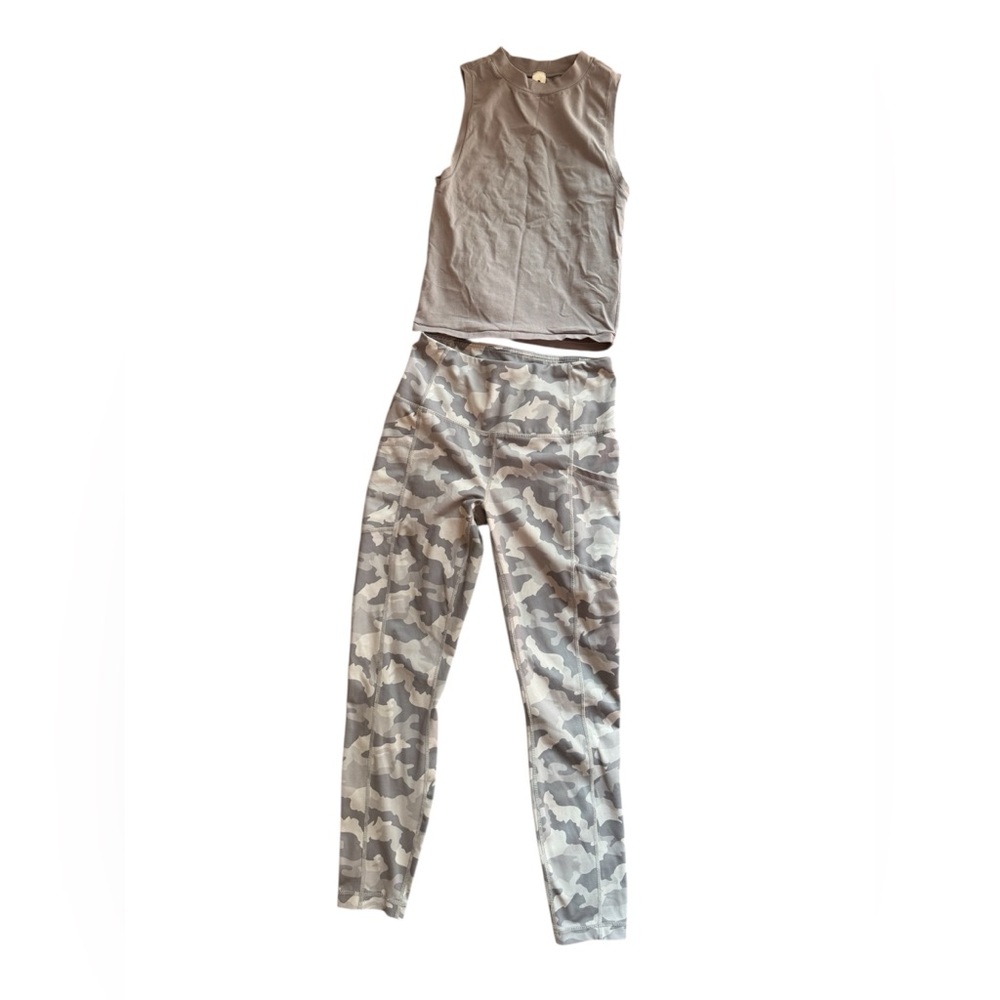 Yogalicious Camo Print Leggings and top